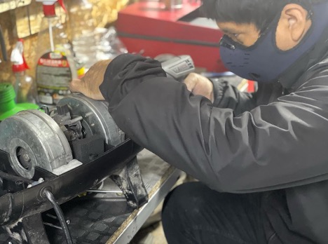 reparando motor